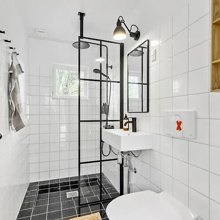 Lovely In With Wifi Holiday home *