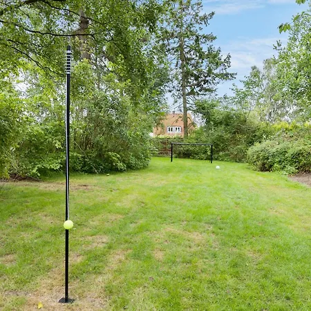 Lovely In With Wifi Holiday home *
