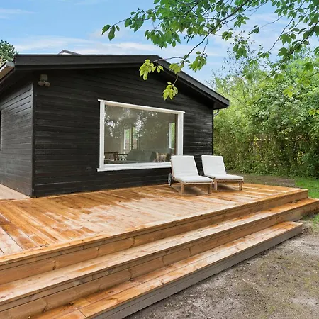 Lovely In With Wifi Holiday home