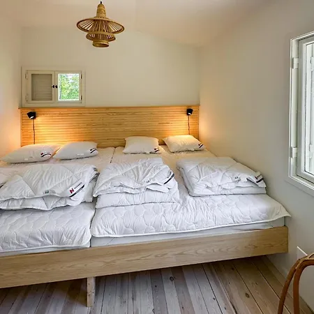 Holiday home Lovely In With Wifi